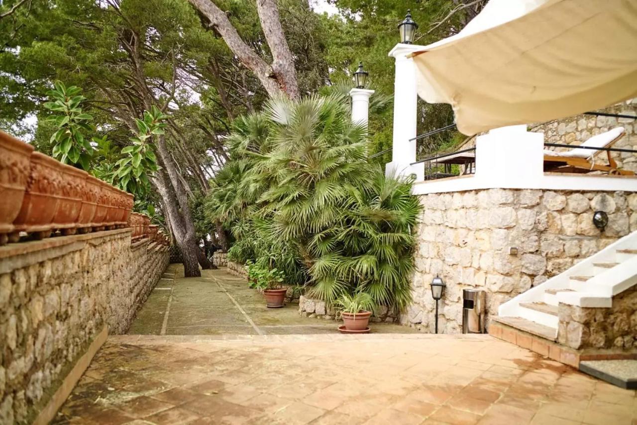 Villacore Capri Bagian luar foto