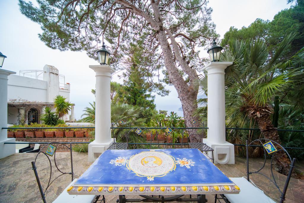 Villacore Capri Bagian luar foto